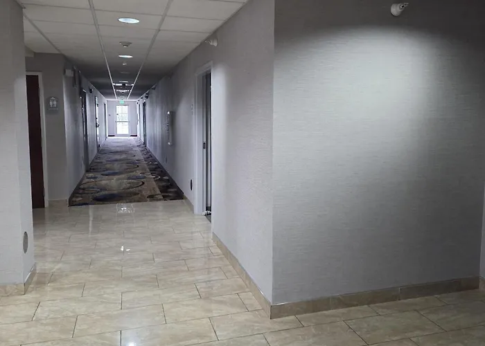 Microtel Inn & Suites By Wyndham Hagerstown By I-81