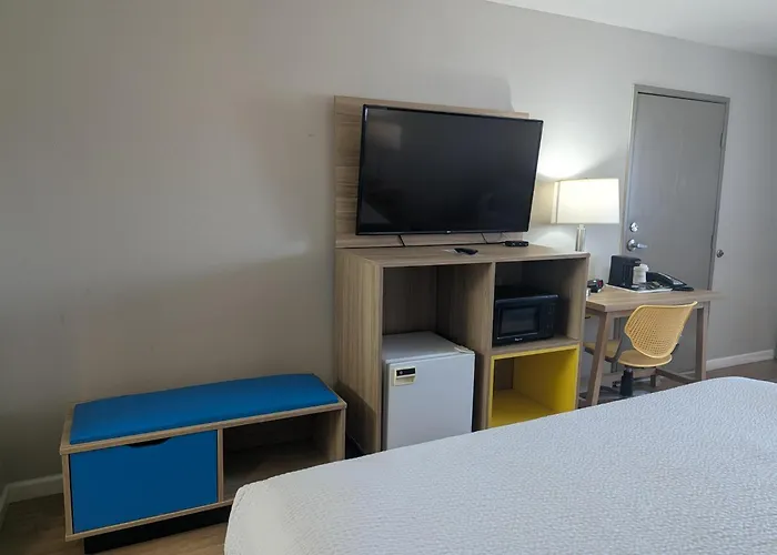 Days Inn By Wyndham Bullhead City