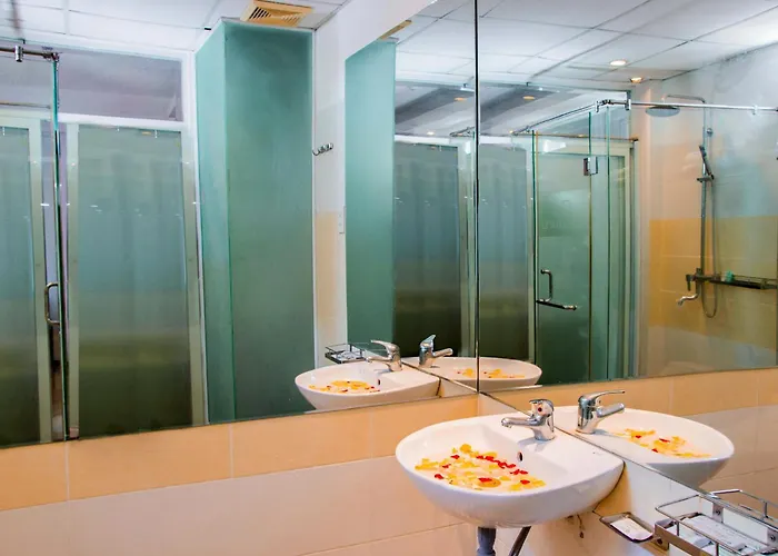 Le Duong Hotel