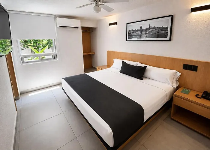 Hotel Emperador Centro Guadalajara Y Remodelado
