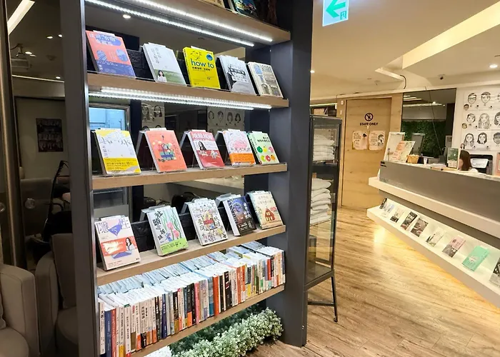 Taiwan Youth Hostel & Capsule Hotel