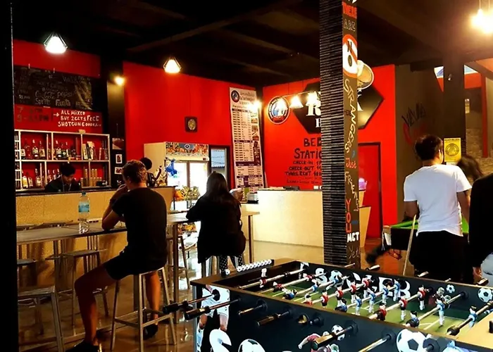 Vangvieng Rock Backpacker Rooftop Hostel