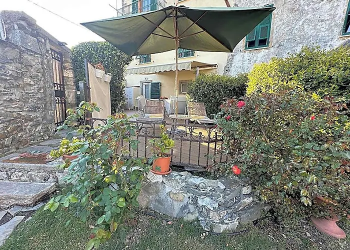 Maduneta 5 Terre Guesthouse