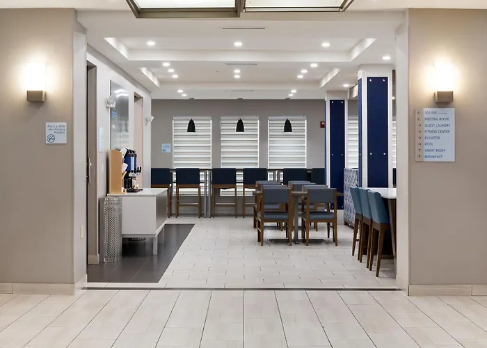 Holiday Inn Express & Suites - Jourdanton-Pleasanton By Ihg