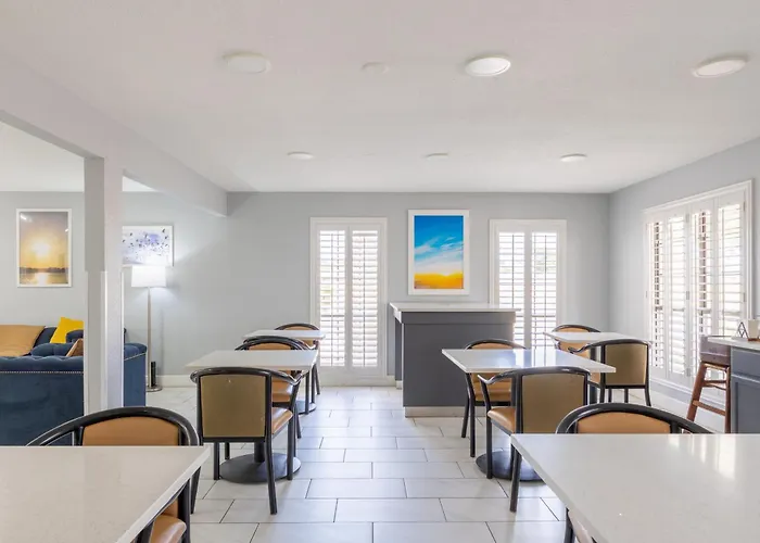 Days Inn By Wyndham Granbury
