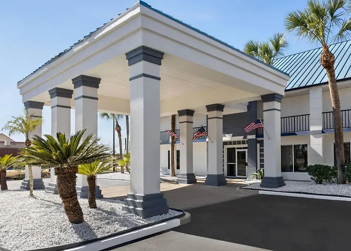 Days Inn By Wyndham Kingsland Naval Base I-95