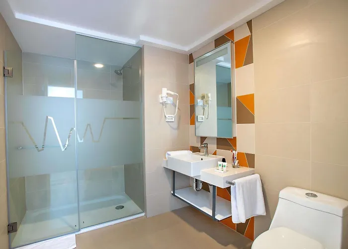 Ibis Styles Lima Benavides Miraflores