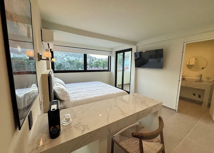 Cabo San Lucas Cheap Hotels