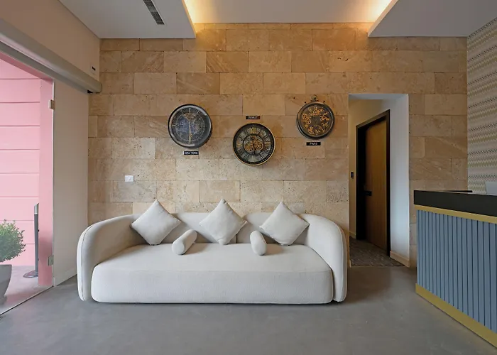 Comfy Apart Hotel