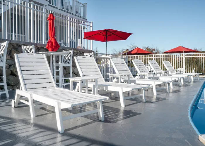 935 Ocean, a Beachside Inn