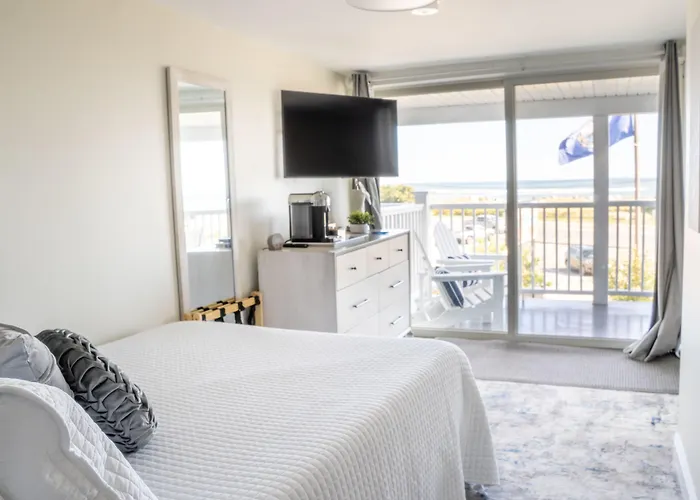 935 Ocean, a Beachside Inn