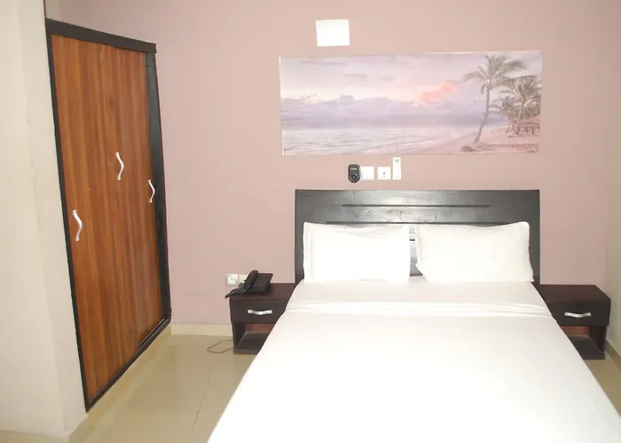 Benin City Center Hotel