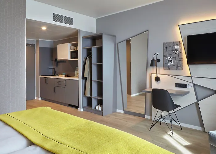 Candlewood Suites Duesseldorf Airport By Ihg