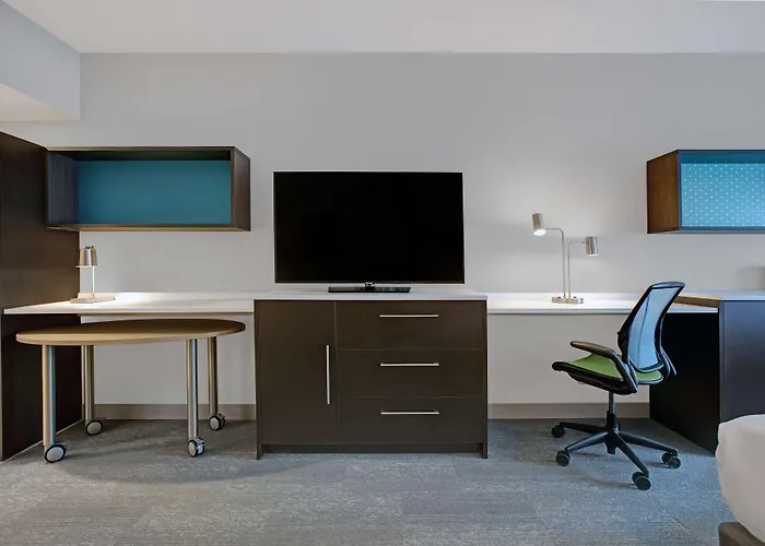 Home2 Suites By Hilton Milwaukee Downtown
