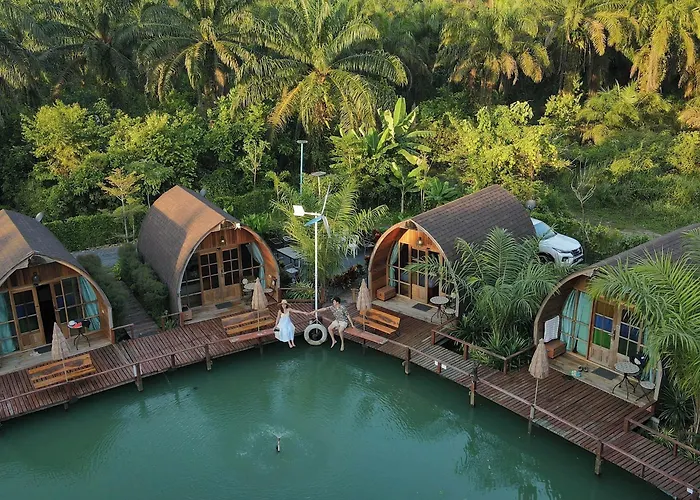 Plaiphu Pool Villas