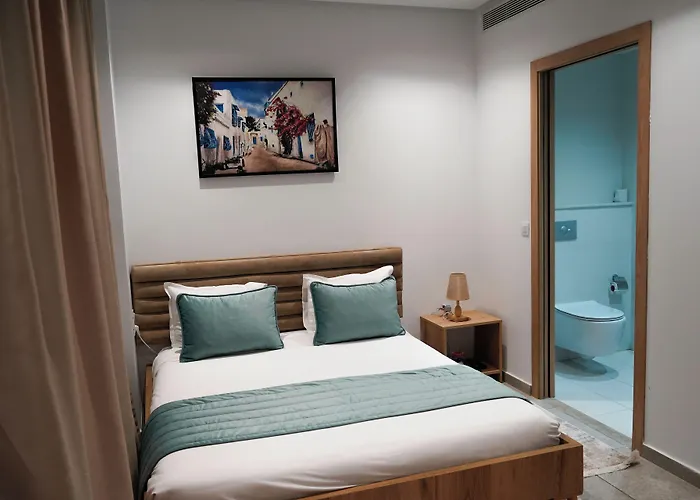 Tunis Hotels