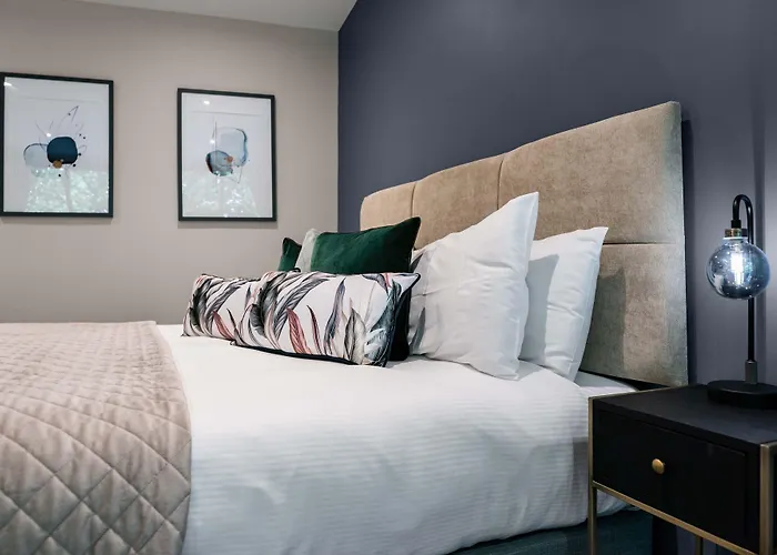 Aparthotels in Cambridge