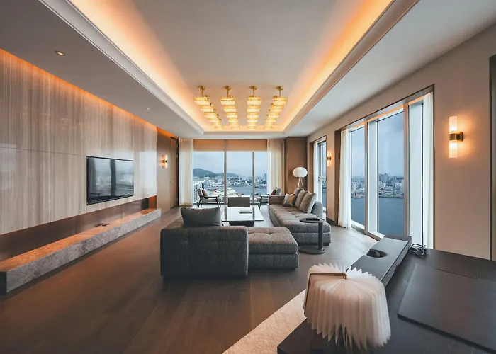 Wyndham Grand Busan