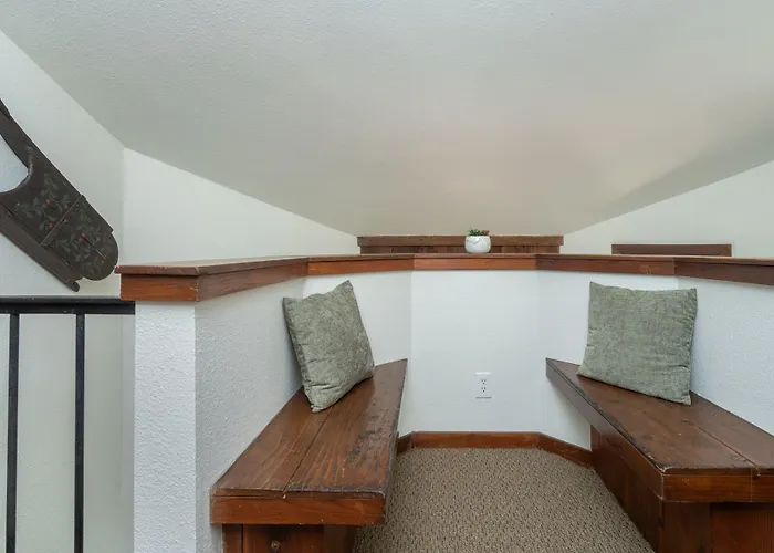Manitou Lodge 8 By Alpine Lodging Telluride