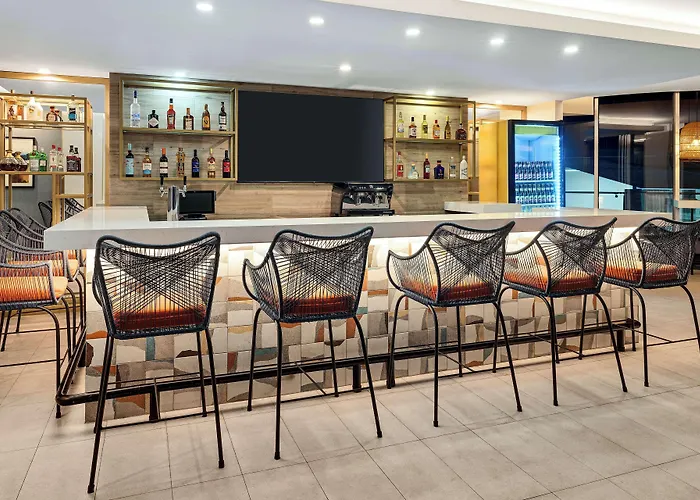 Hilton Garden Inn San Jose Airport City Mall