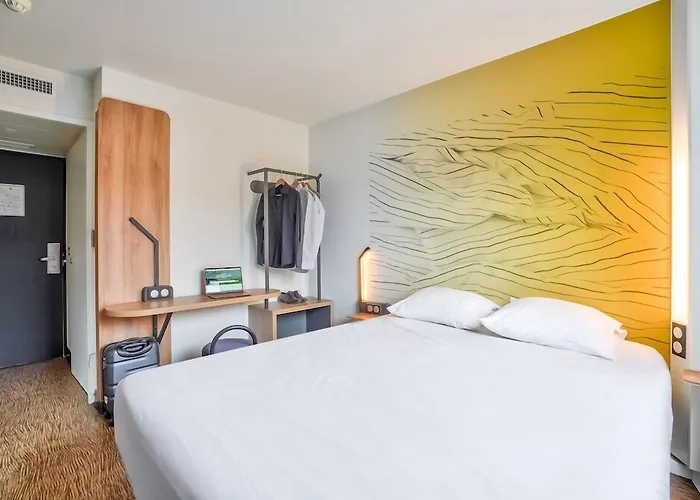 B&B Hotel Paris Rosny-Sous-Bois