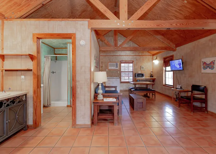 Seven Bluff Cabins
