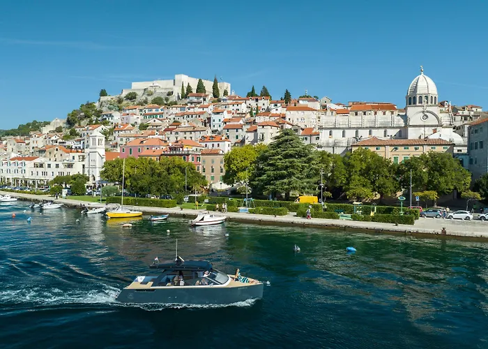 Hotels in Rogač