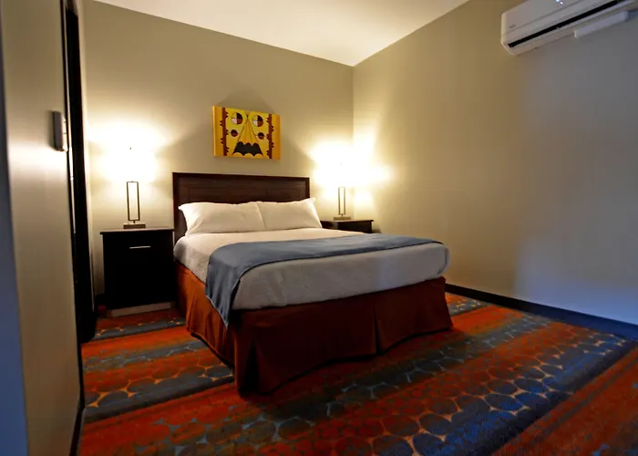 7Clans Hotel & Resort