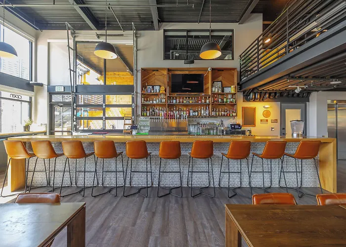 The Block Hotel & Commons