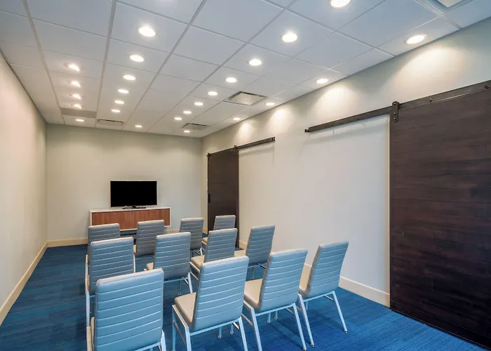 Holiday Inn Express & Suites - St Peters By Ihg