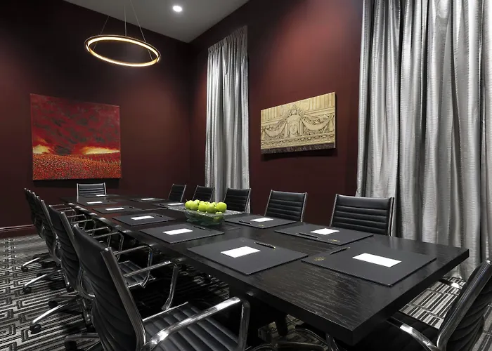 The Warrior Hotel, Autograph Collection