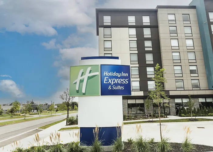 Holiday Inn Express & Suites Toronto Airport South By Ihg