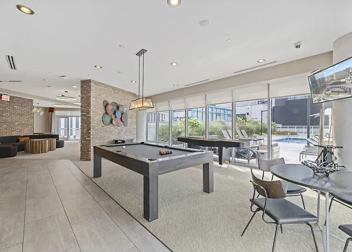 Placemakr Premier SoBro