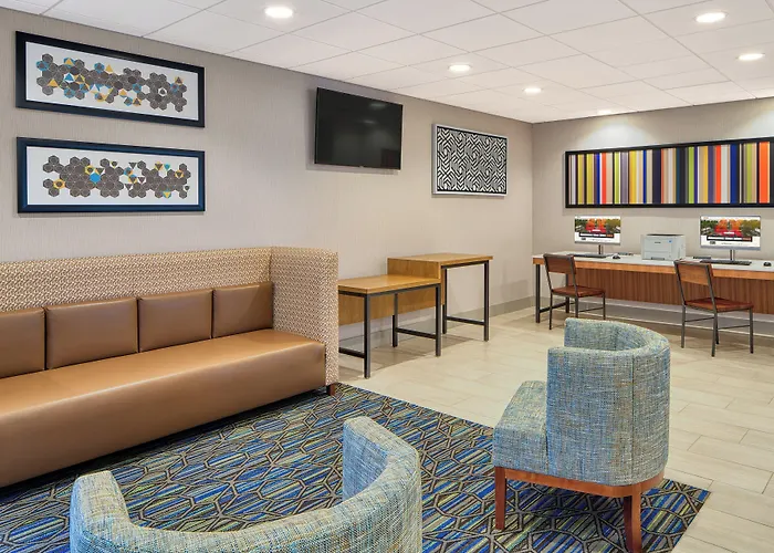 Holiday Inn Express Statesboro By Ihg