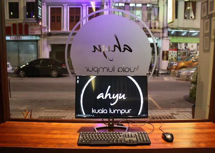 Ahyu Hotel