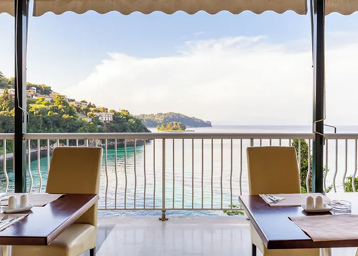 Oasis Hotel