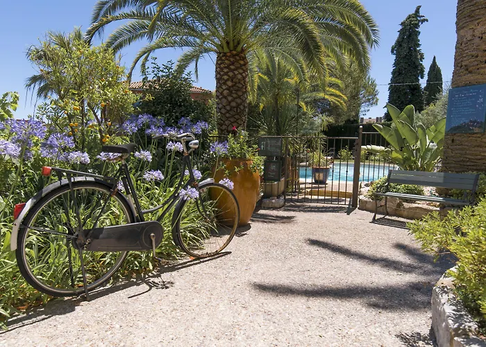 La Villa Roseraie , Hotel Familial Ouvert Toute L'Annee