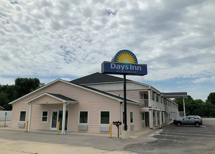Days Inn By Wyndham Troy Il