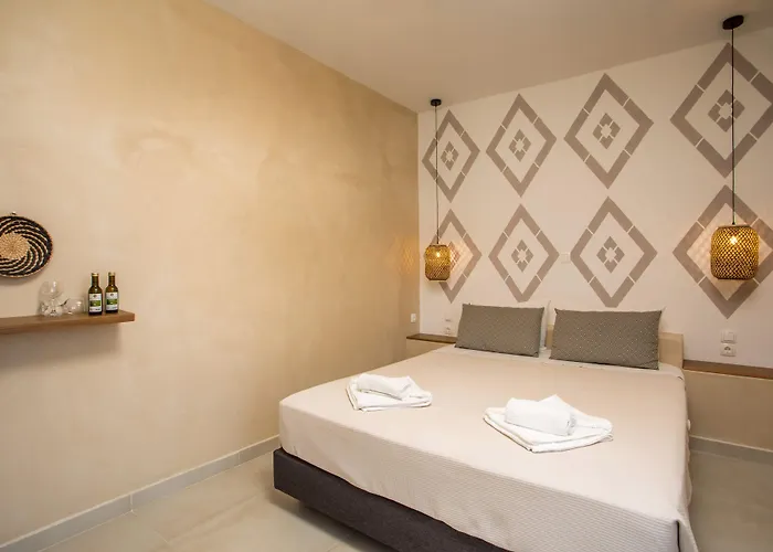 Atma Beach Rooms&Suites
