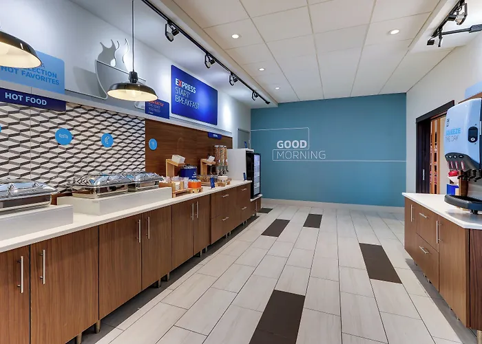 Holiday Inn Express & Suites - Middletown - Goshen By Ihg