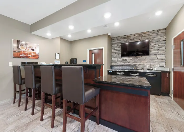 Urbana Hotels