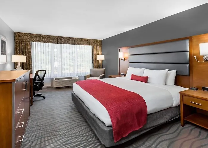 Wyndham Garden Greensboro