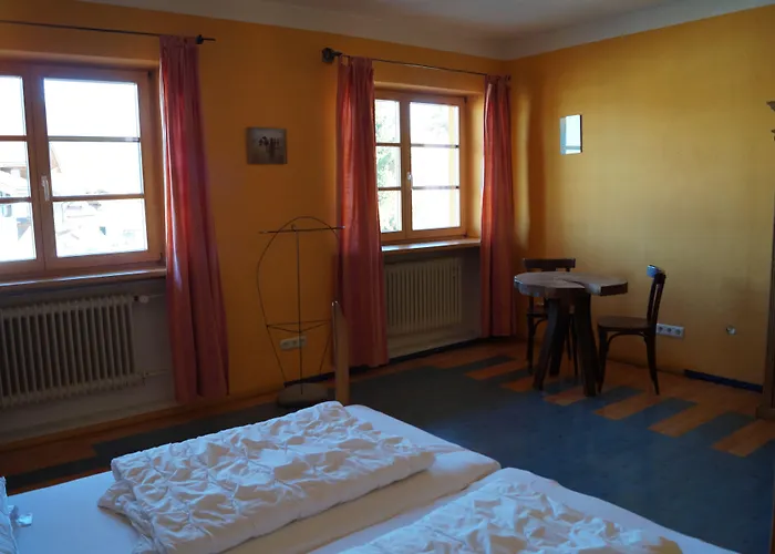 Schiff Bihlerdorf - Hostel
