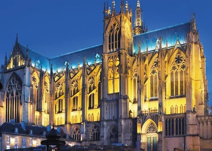 Hotel De La Cathedrale Metz
