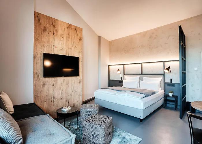 Cloud No7 Lofts