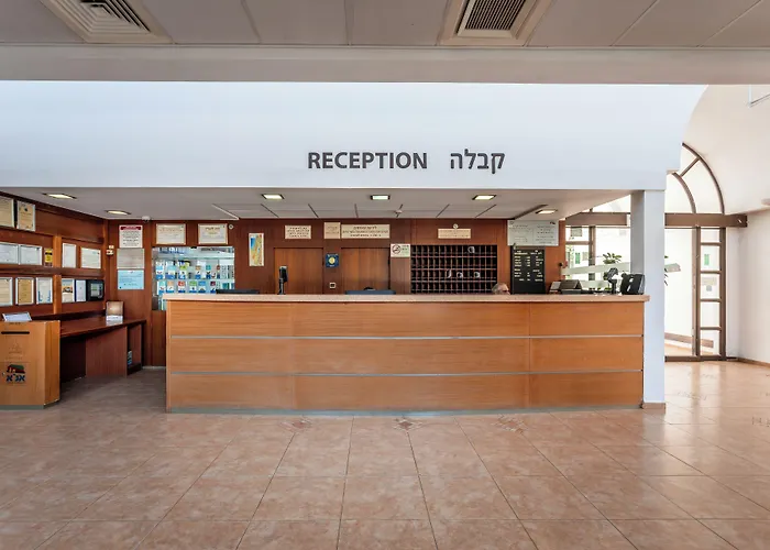 Hi - Karei Deshe Hostel