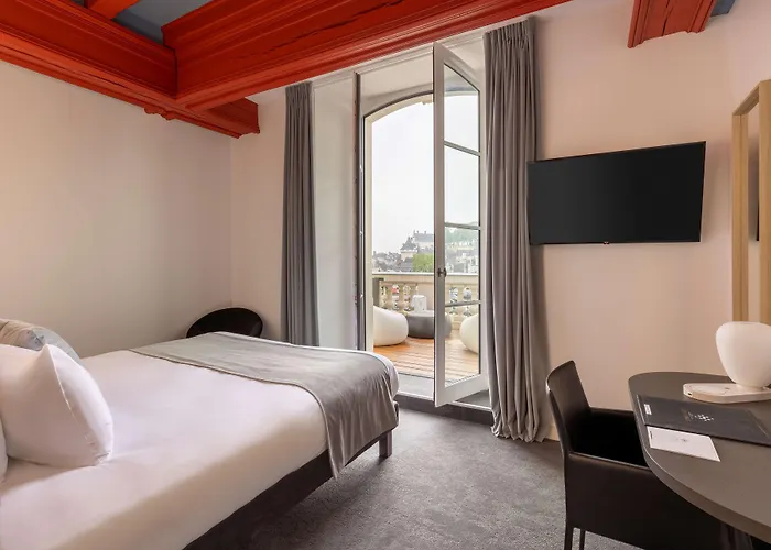 Best Western Premier Hotel De La Cite Royale