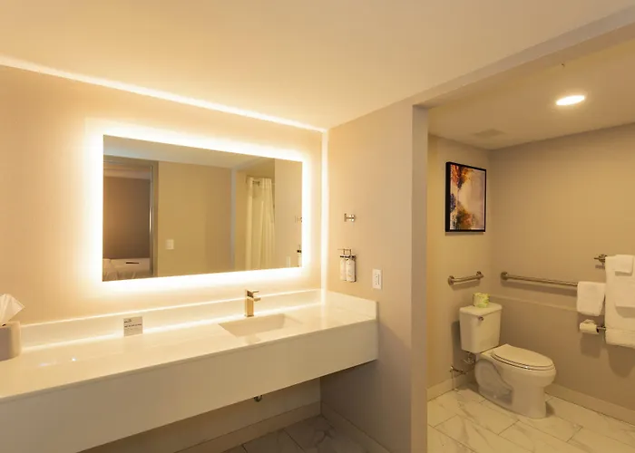 Holiday Inn Express - New Rochelle By Ihg
