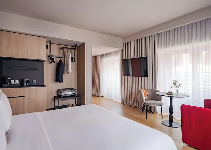 Hotel Leonor The Place To Live By Stay Collection