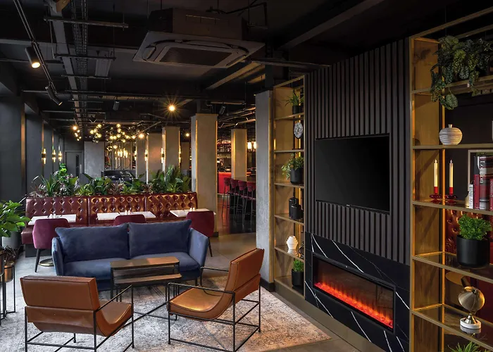 Radisson Red London Gatwick Airport